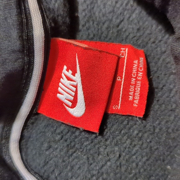 Nike Sportswear Club Fleece Funnel-Neck Hoodie Size S Used Excellent - Picture 5 of 5